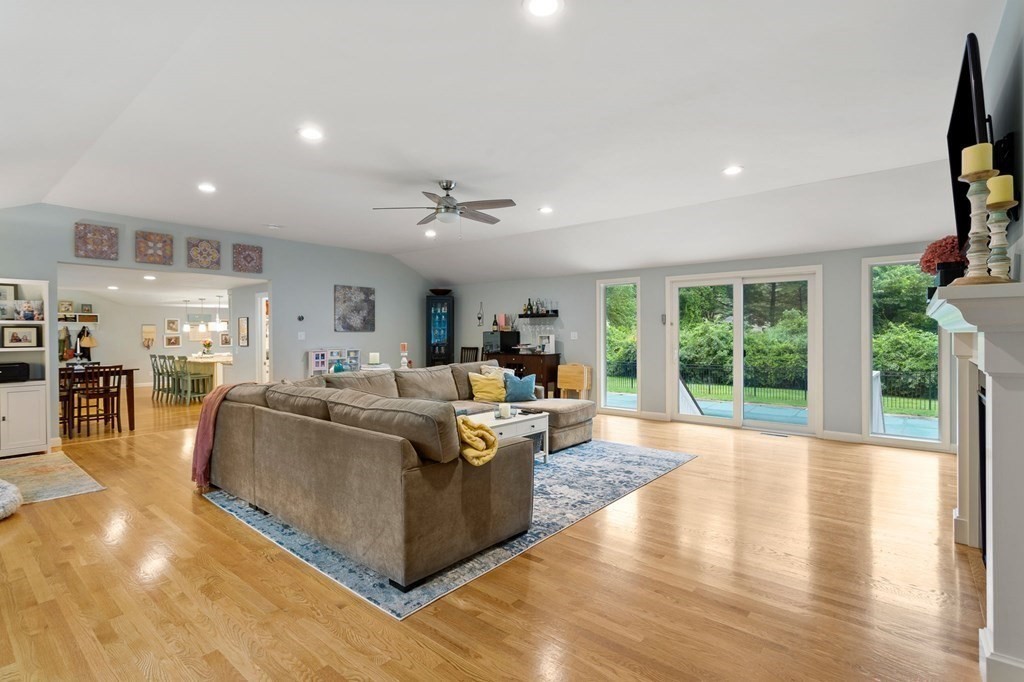 32 Lovejoy Road Andover, MA 01810 - Photo 18 of 38 Gallery Image 18