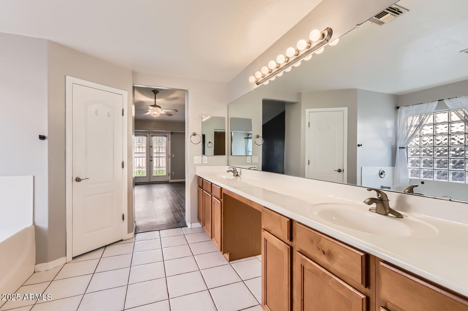 17405 West Rimrock Street Surprise, AZ 85388 - Photo 16 of 28 Master Bath