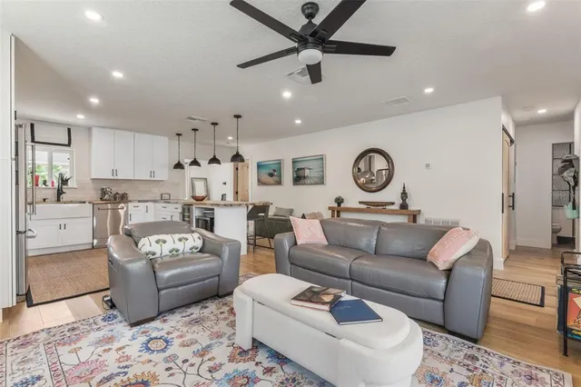 $4,000 | 840 West Canton Avenue, Winter Park, FL 32789