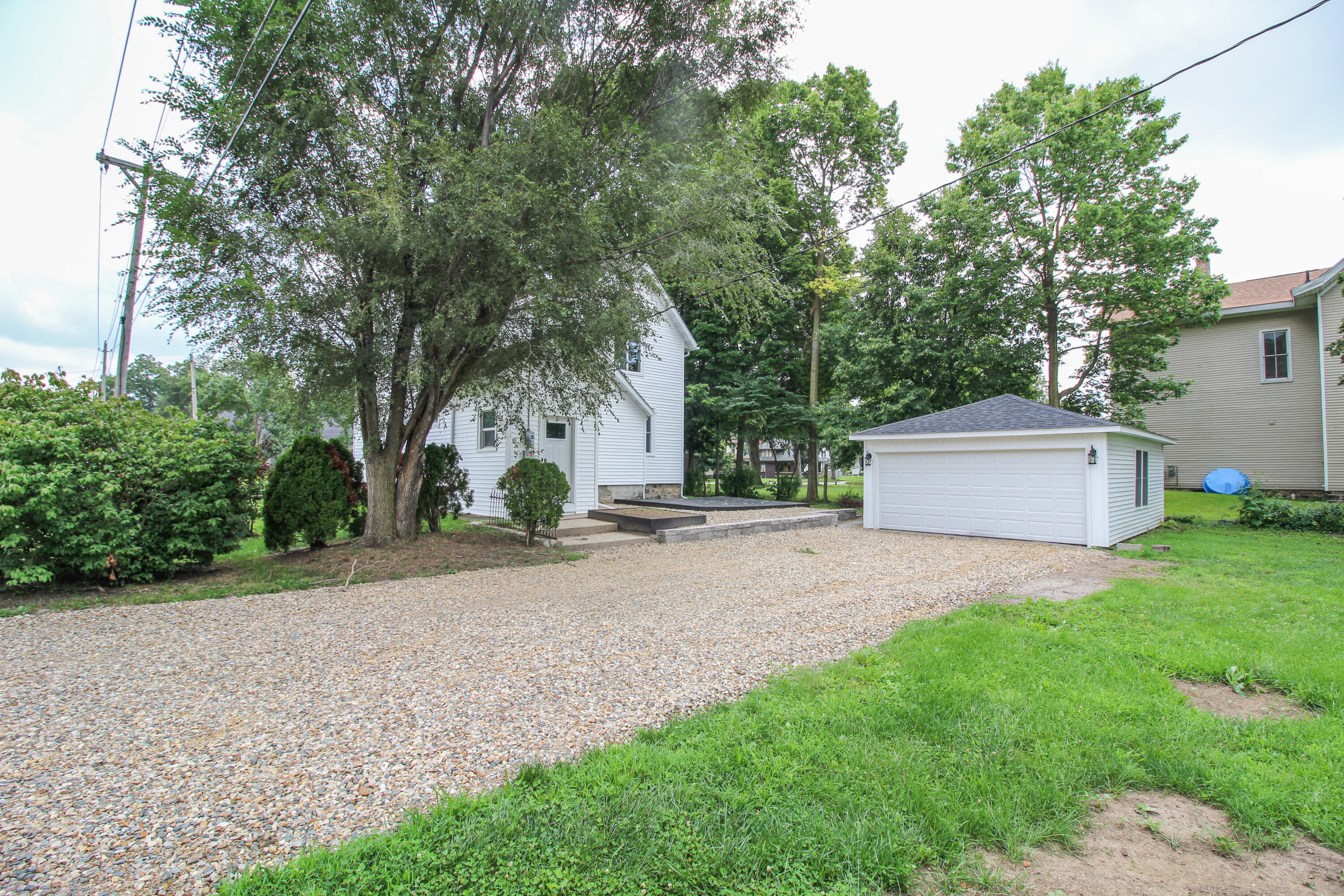 822 North Main Street Three Rivers, MI 49093 - Photo 9 of 48 822 N Main-44