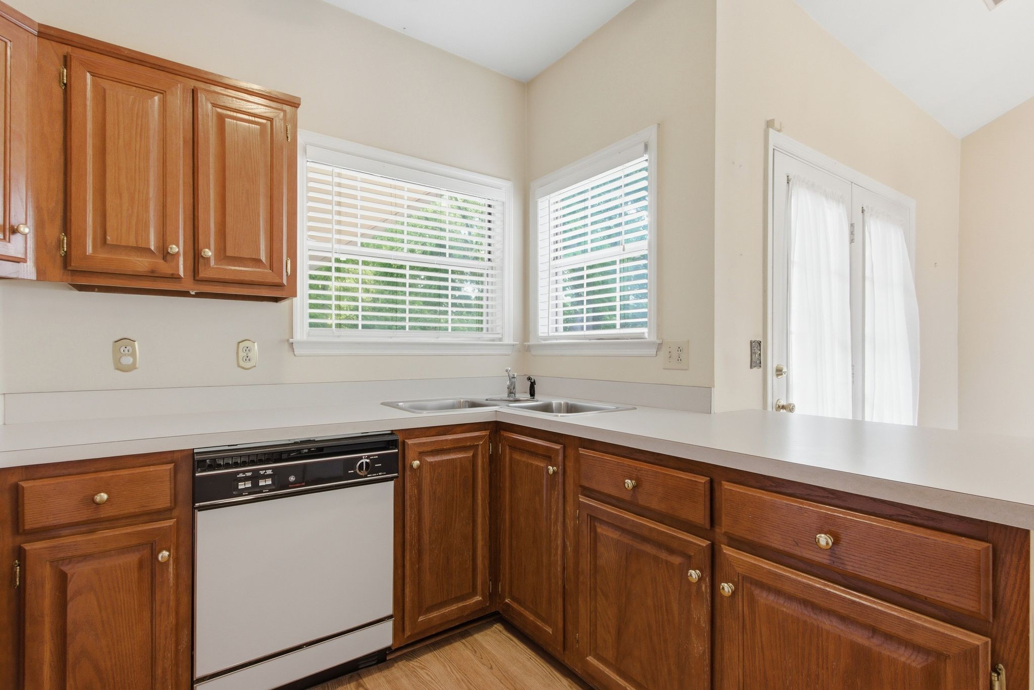 2019 Roderick Circle Franklin, TN 37064 - Photo 13 of 31