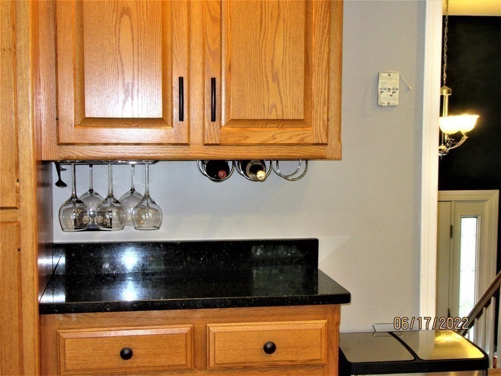 3 Brookside Road Mansfield, MA 02048 - Photo 4 of 34 Gallery Image 4