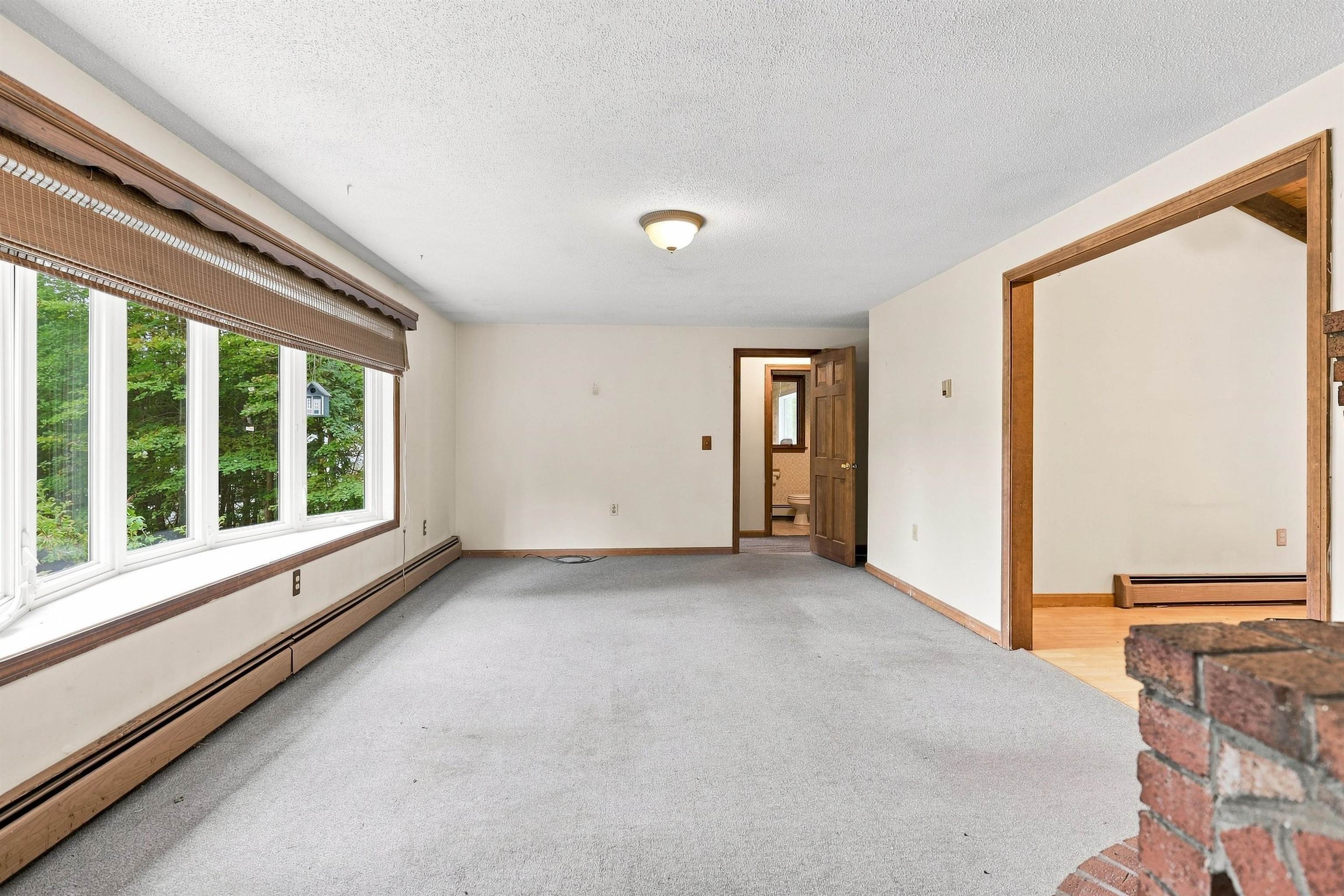 9 Windham Road Derry, NH 03038 - Photo 4 of 43 Gallery Image 4