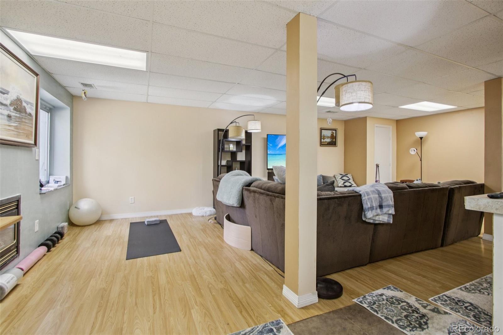 81 Atlantis Road Black Hawk, CO 80422 - Photo 20 of 40 a view of a living room