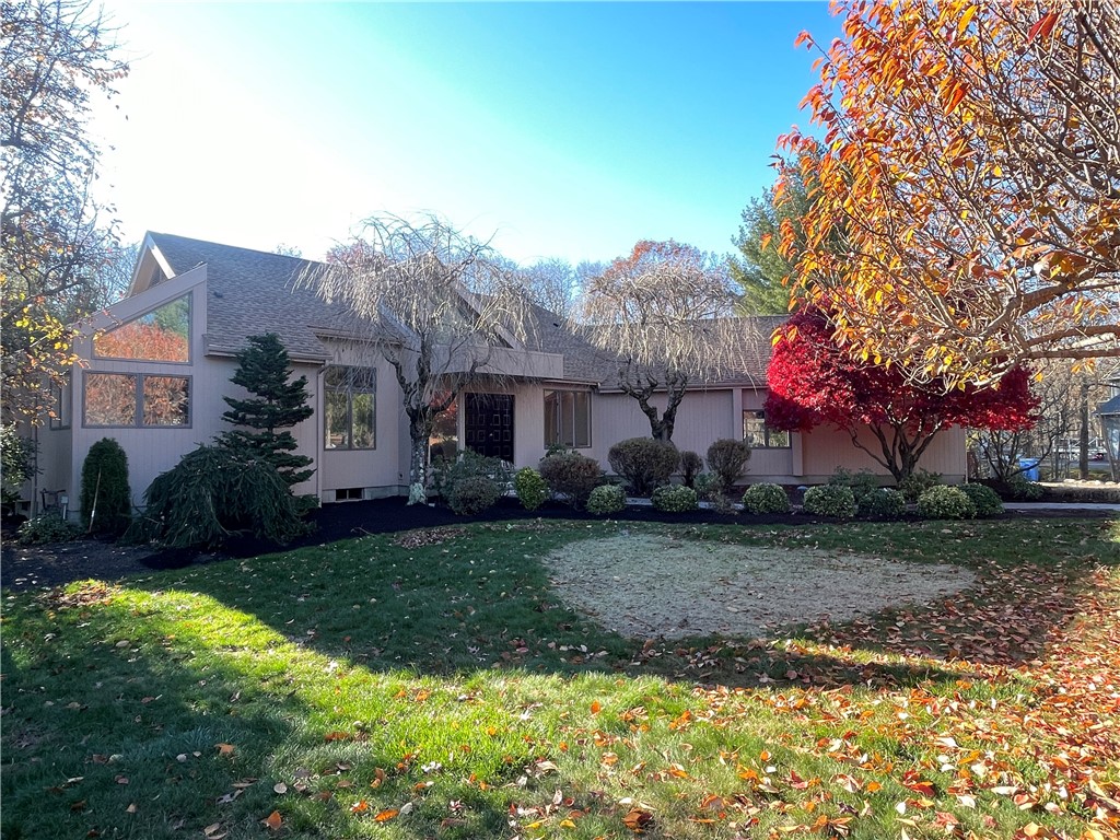 85 Crest Drive Cranston, RI 02921 - Photo 2 of 2