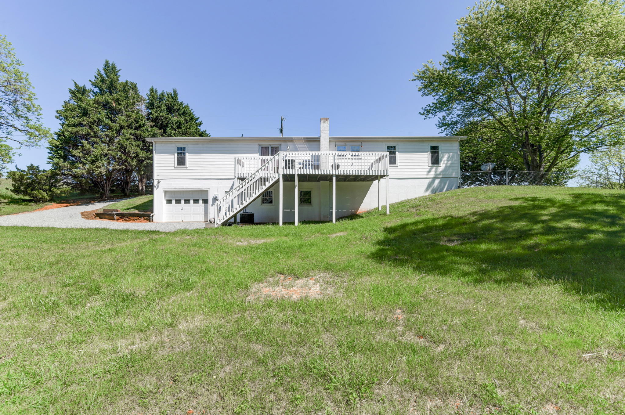1667 Arthur Road Bedford, VA 24523 - Photo 11 of 72 41-web-or-mls-1667 Arthur Rd_-41