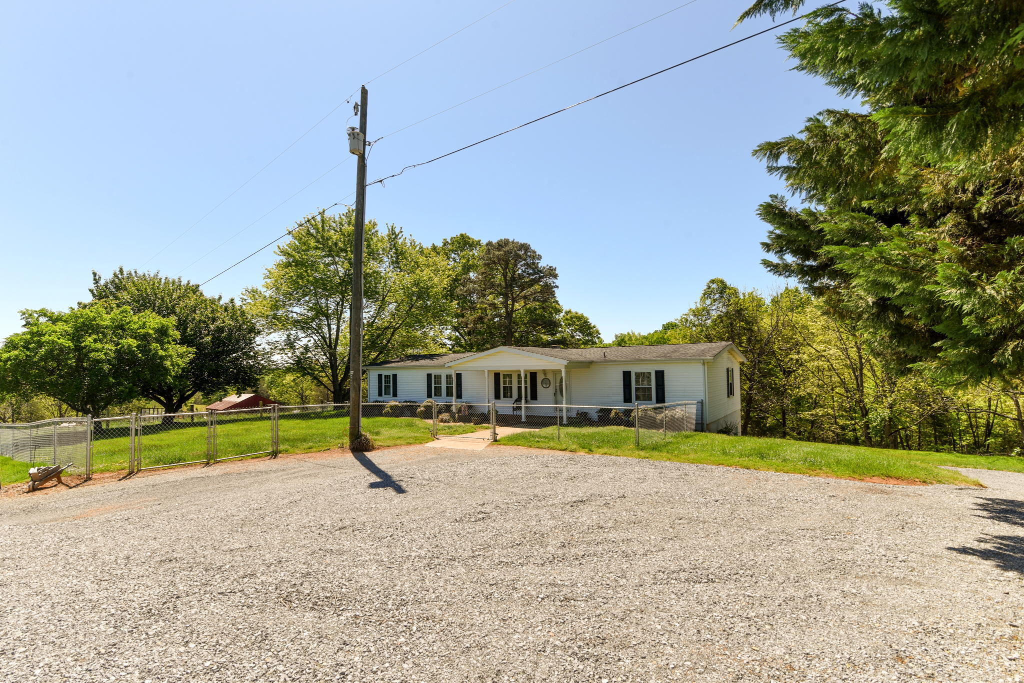 1667 Arthur Road Bedford, VA 24523 - Photo 13 of 72 43-web-or-mls-1667 Arthur Rd_-43
