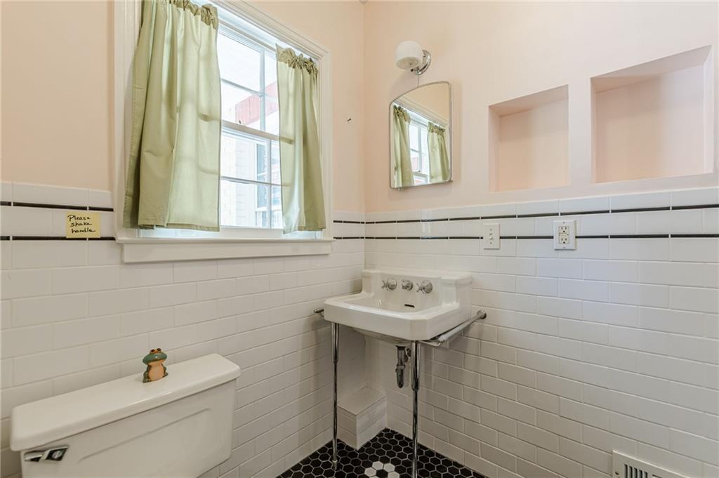 2367 Ridgeway Avenue College Park, GA 30337 - Photo 27 of 63 Gallery Image 27