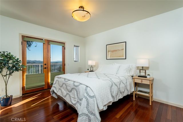 $1,650,000 | 1404 Corona Drive, Glendale, CA 91205