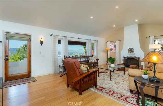 $1,650,000 | 1404 Corona Drive, Glendale, CA 91205