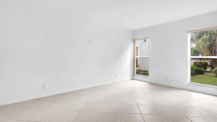 6125 Old Court Road, Unit 133 Boca Raton, FL 33433 - Photo 20 of 32 Bedroom Two