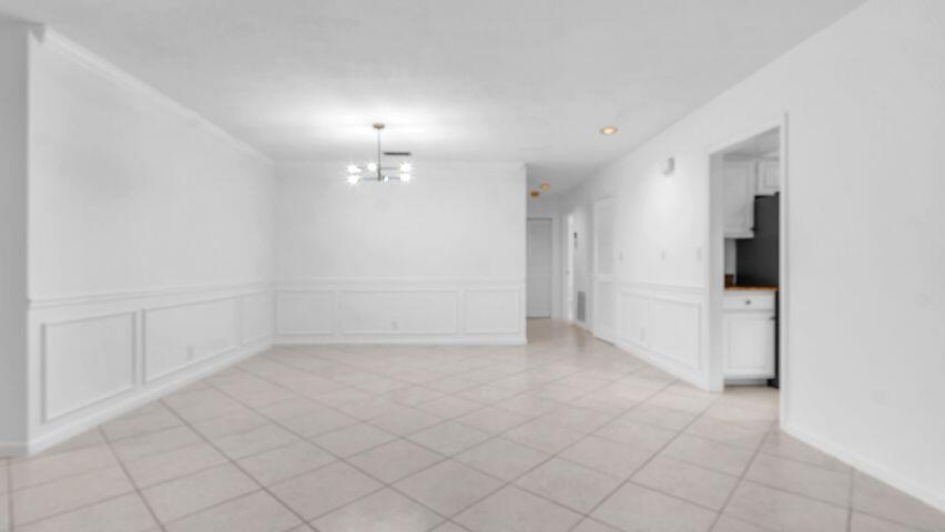 6125 Old Court Road, Unit 133 Boca Raton, FL 33433 - Photo 8 of 32 Dining Room