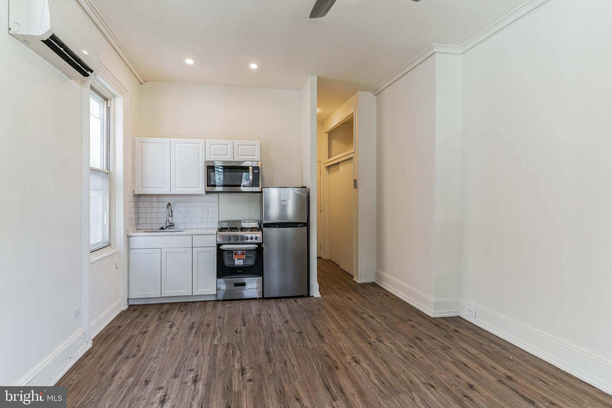 404 South 22nd Street, Unit 2R Philadelphia, PA 19146 - Photo 6 of 17