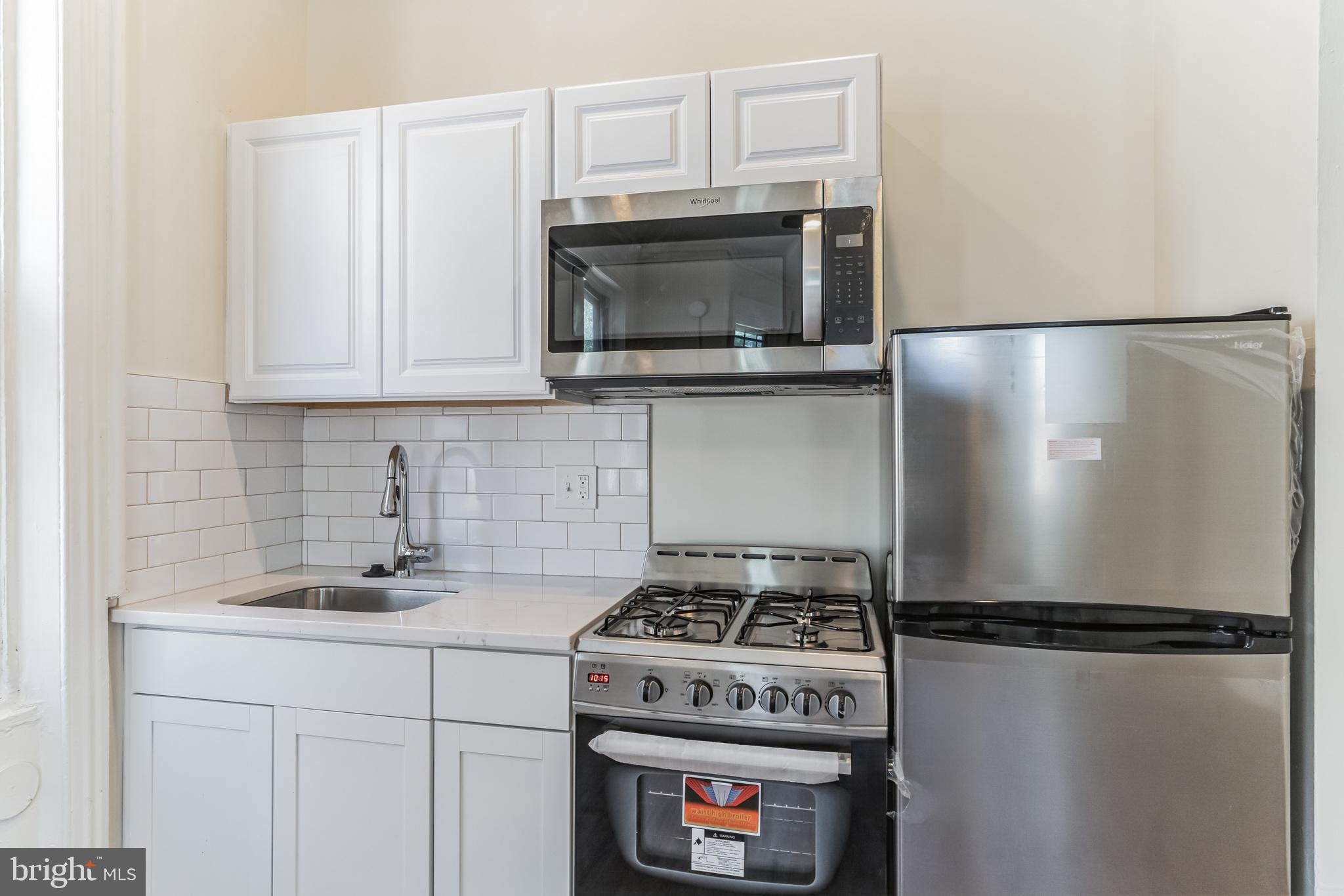 404 South 22nd Street, Unit 2R Philadelphia, PA 19146 - Photo 7 of 17