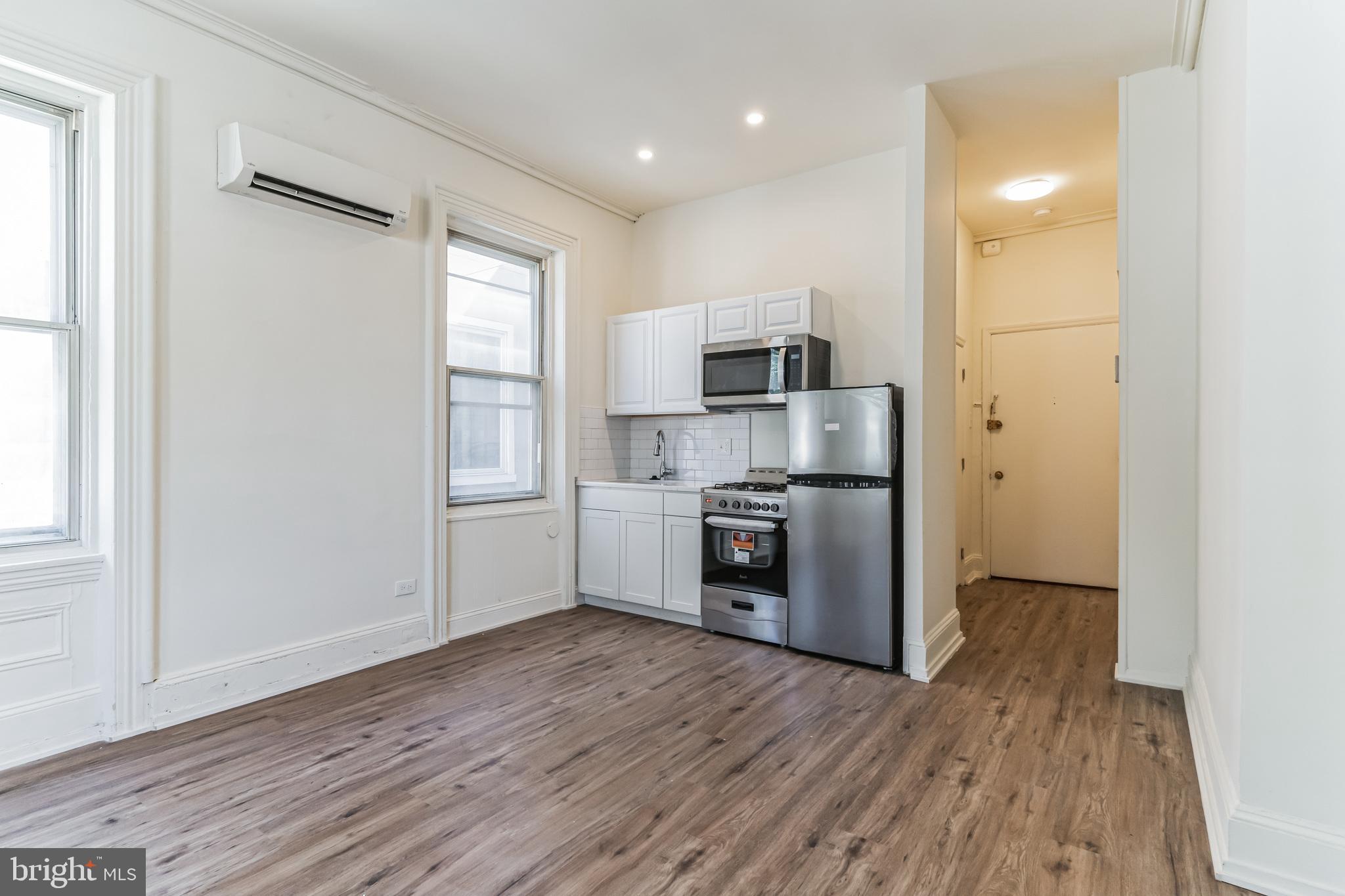 404 South 22nd Street, Unit 2R Philadelphia, PA 19146 - Photo 8 of 17