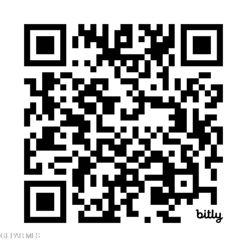 a view of a dry yard