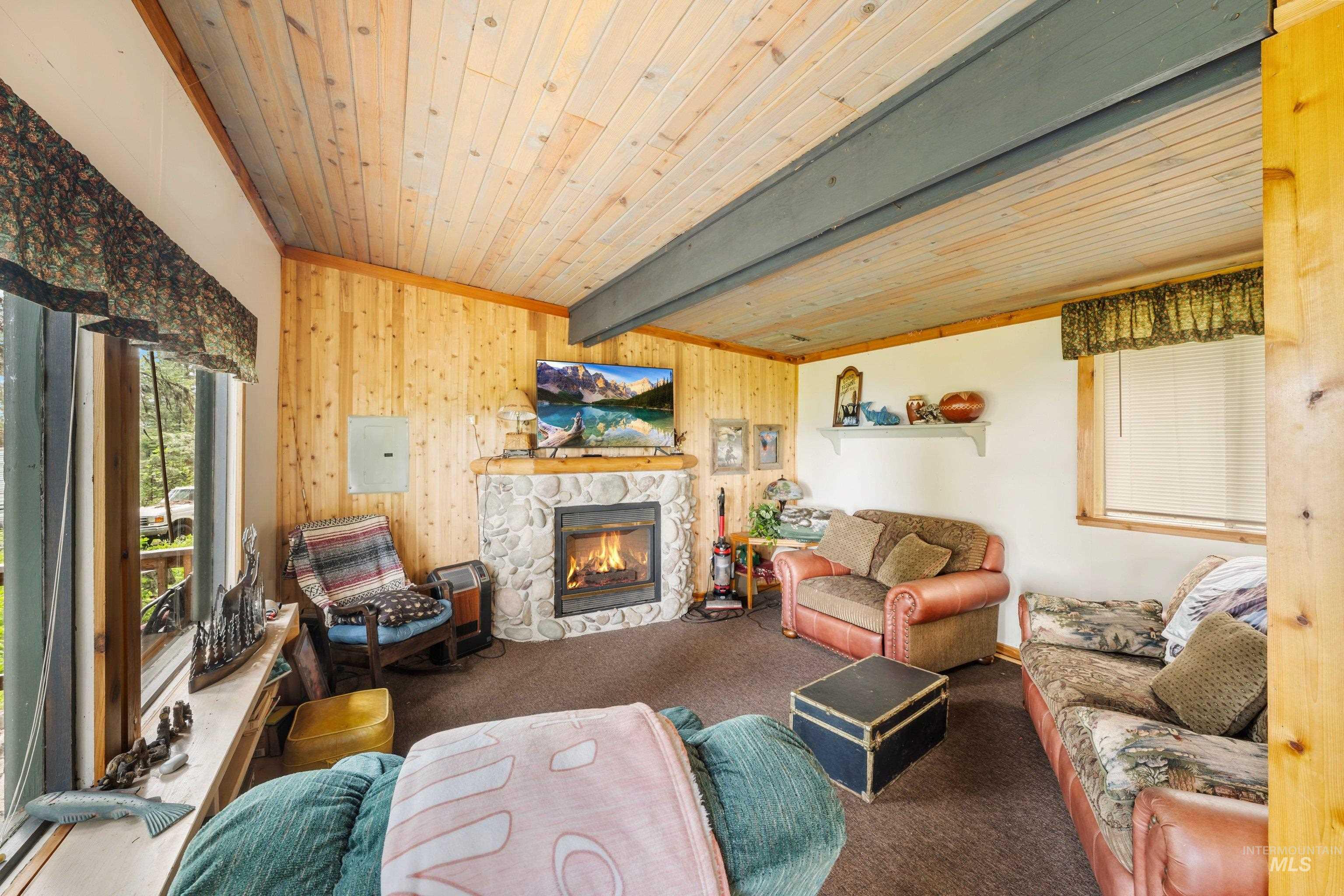 24 Pats Lane Cascade, ID 83611 - Photo 7 of 34