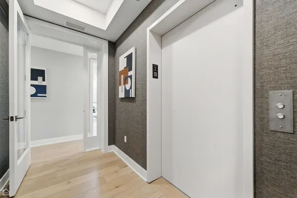 $8,000 | 146 West Erie Street, Unit 403, Chicago, IL 60654