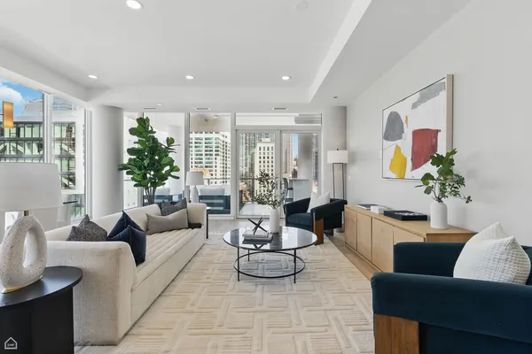 $8,000 | 146 West Erie Street, Unit 403, Chicago, IL 60654