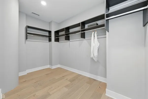 $8,000 | 146 West Erie Street, Unit 403, Chicago, IL 60654