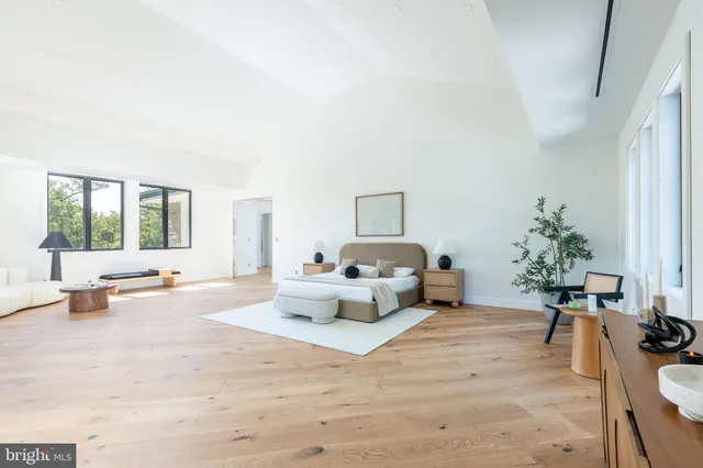 $4,299,000 | 9402 Meadowbrook Avenue, Philadelphia, PA 19118