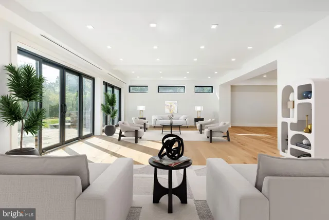 $4,299,000 | 9402 Meadowbrook Avenue, Philadelphia, PA 19118