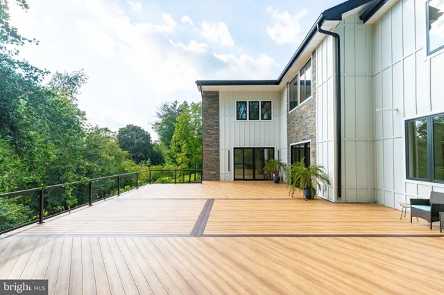 $4,299,000 | 9402 Meadowbrook Avenue, Philadelphia, PA 19118