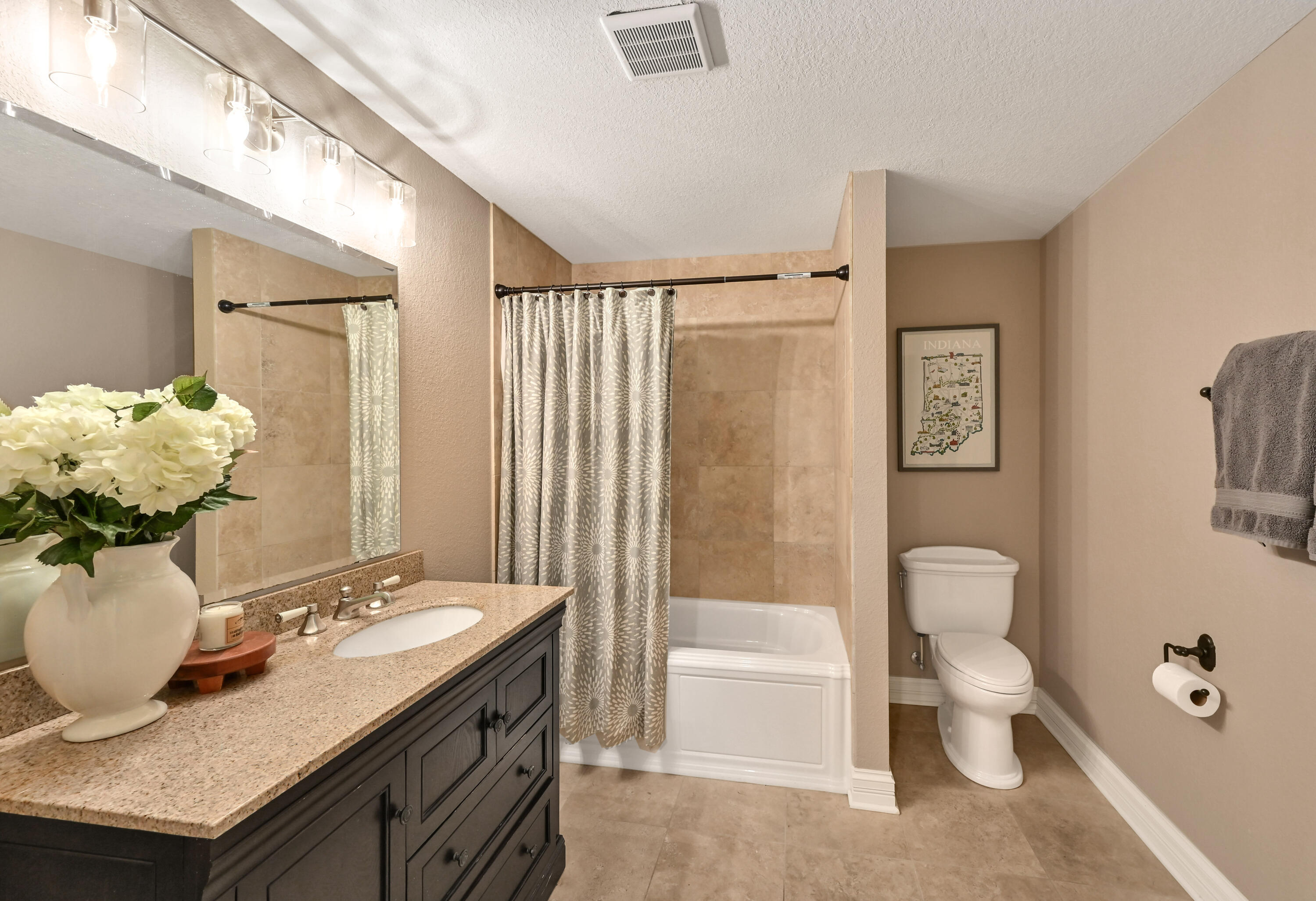 14165 North Pine Bluff Road Mequon, WI 53097 - Photo 42 of 60 DZ14165-36