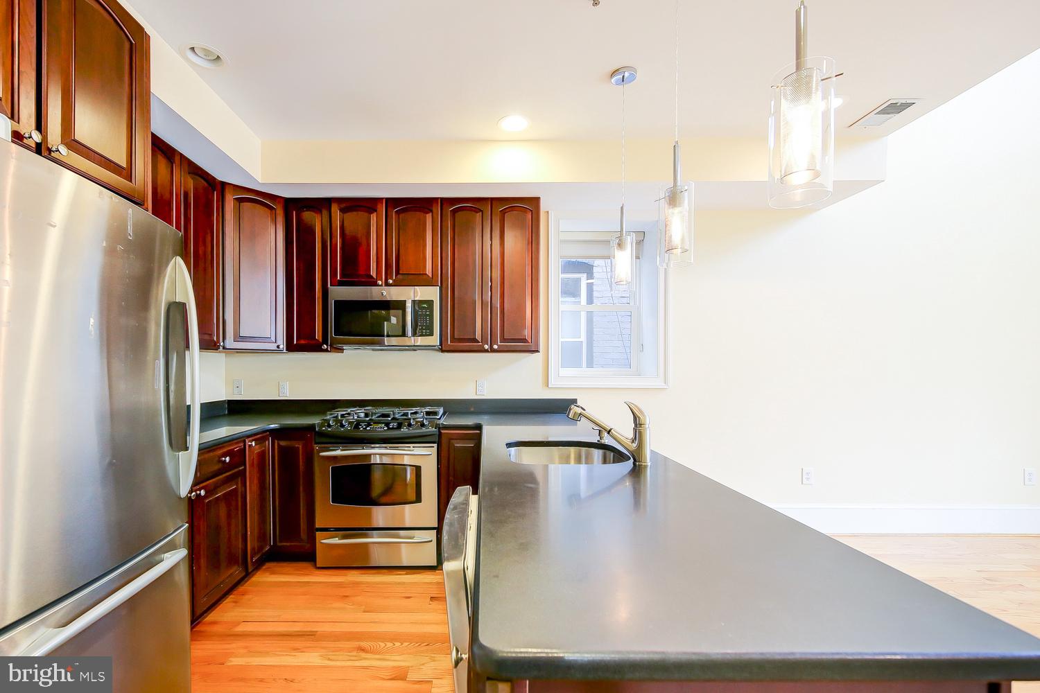 629 4th Street Northeast, Unit 3 Washington, DC 20002 - Photo 8 of 30