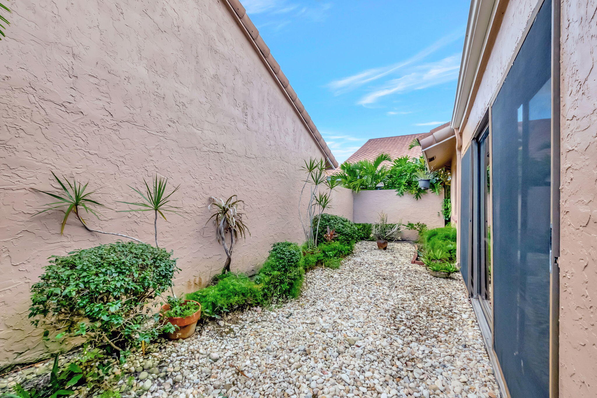 11127 Applegate Circle Boynton Beach, FL 33437 - Photo 37 of 74 38-web-or-mls-DSC_9734