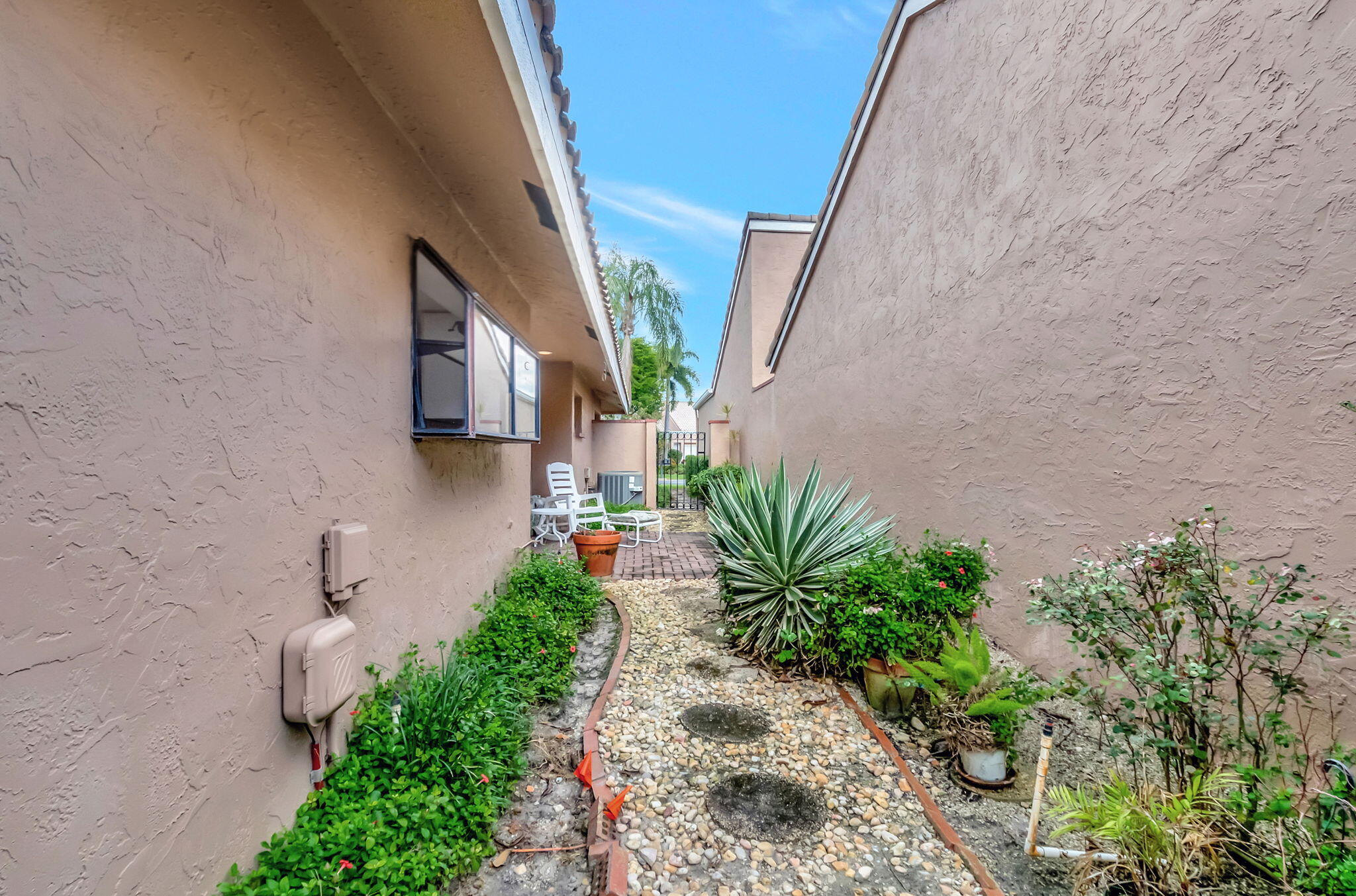 11127 Applegate Circle Boynton Beach, FL 33437 - Photo 40 of 74 41-web-or-mls-DSC_9749