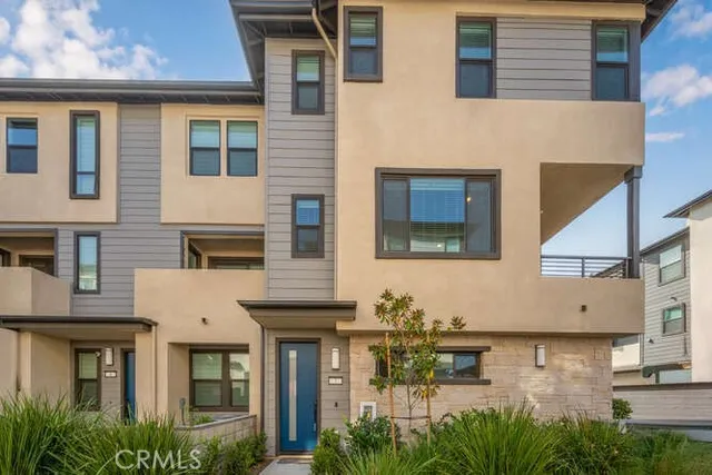 $770,000 | 2955 West Lincoln Avenue, Unit 7, Anaheim, CA 92801