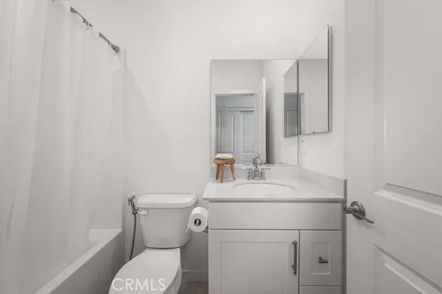 $770,000 | 2955 West Lincoln Avenue, Unit 7, Anaheim, CA 92801