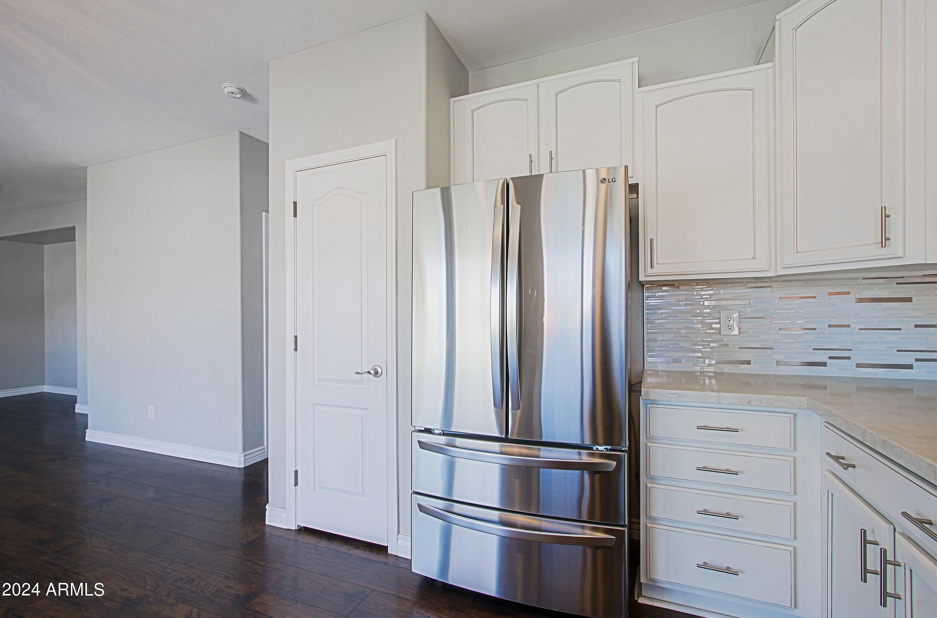 44208 Rhinestone Road Maricopa, AZ 85139 - Photo 11 of 63 Kitchen 4