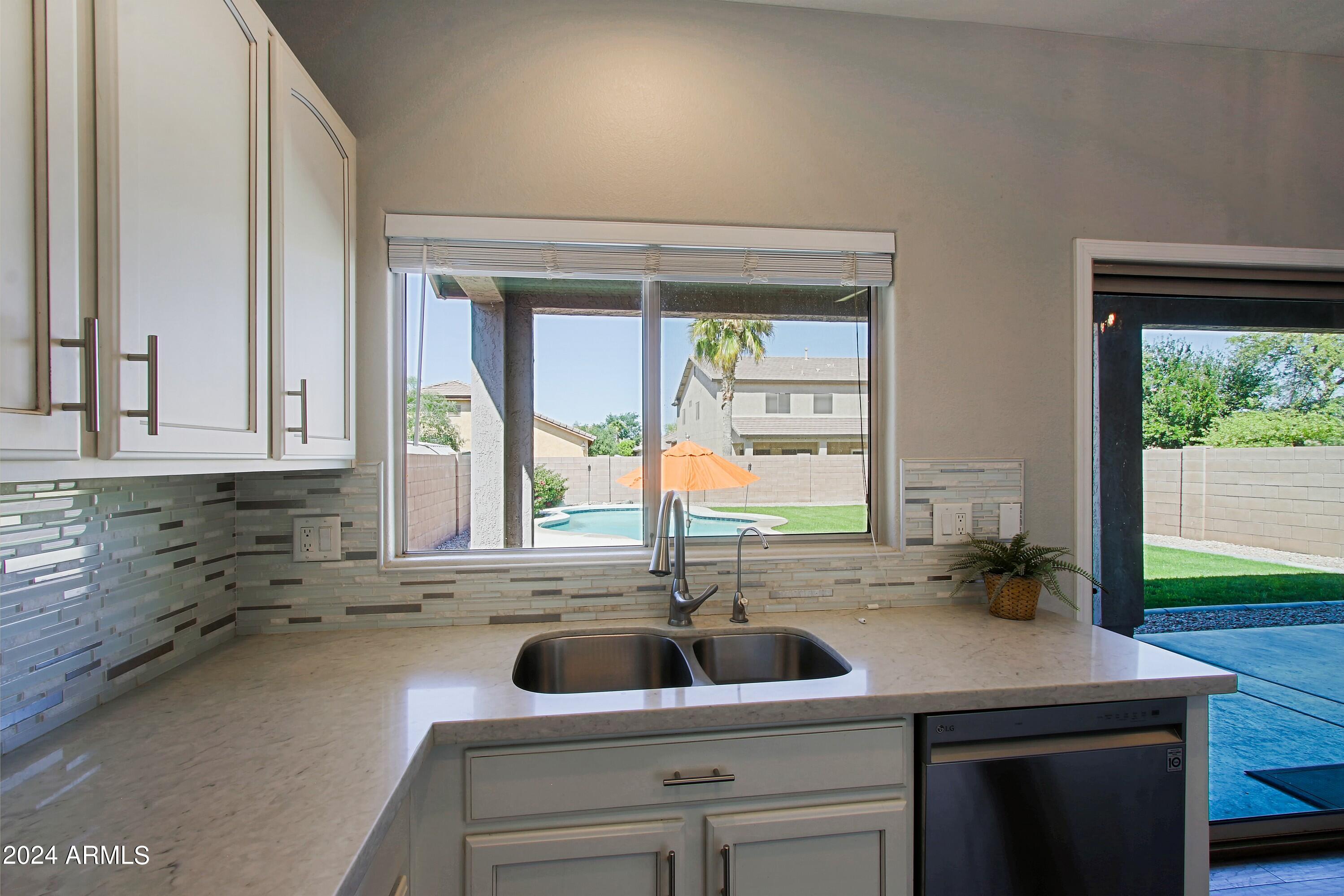 44208 Rhinestone Road Maricopa, AZ 85139 - Photo 12 of 63 Kitchen 5