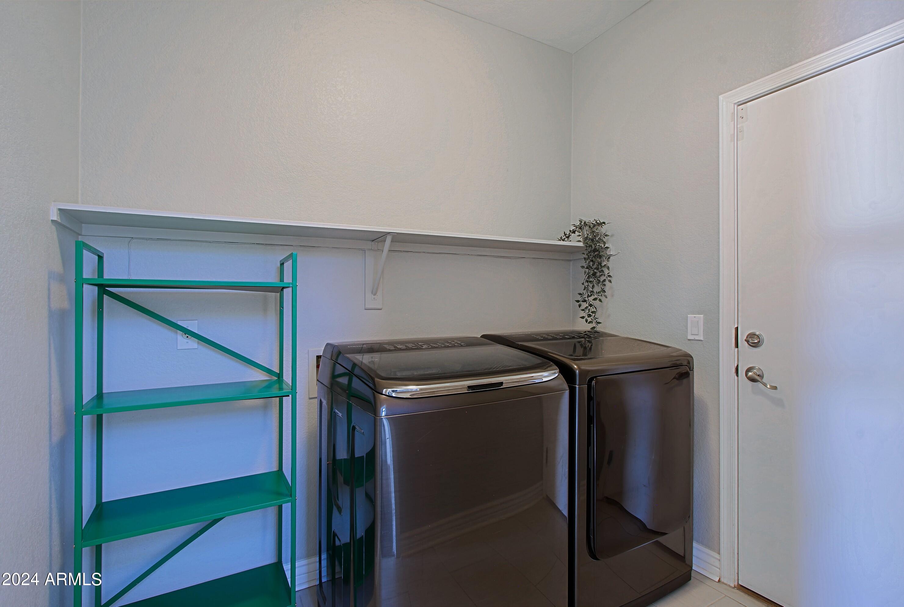 44208 Rhinestone Road Maricopa, AZ 85139 - Photo 19 of 63 Laundry Room