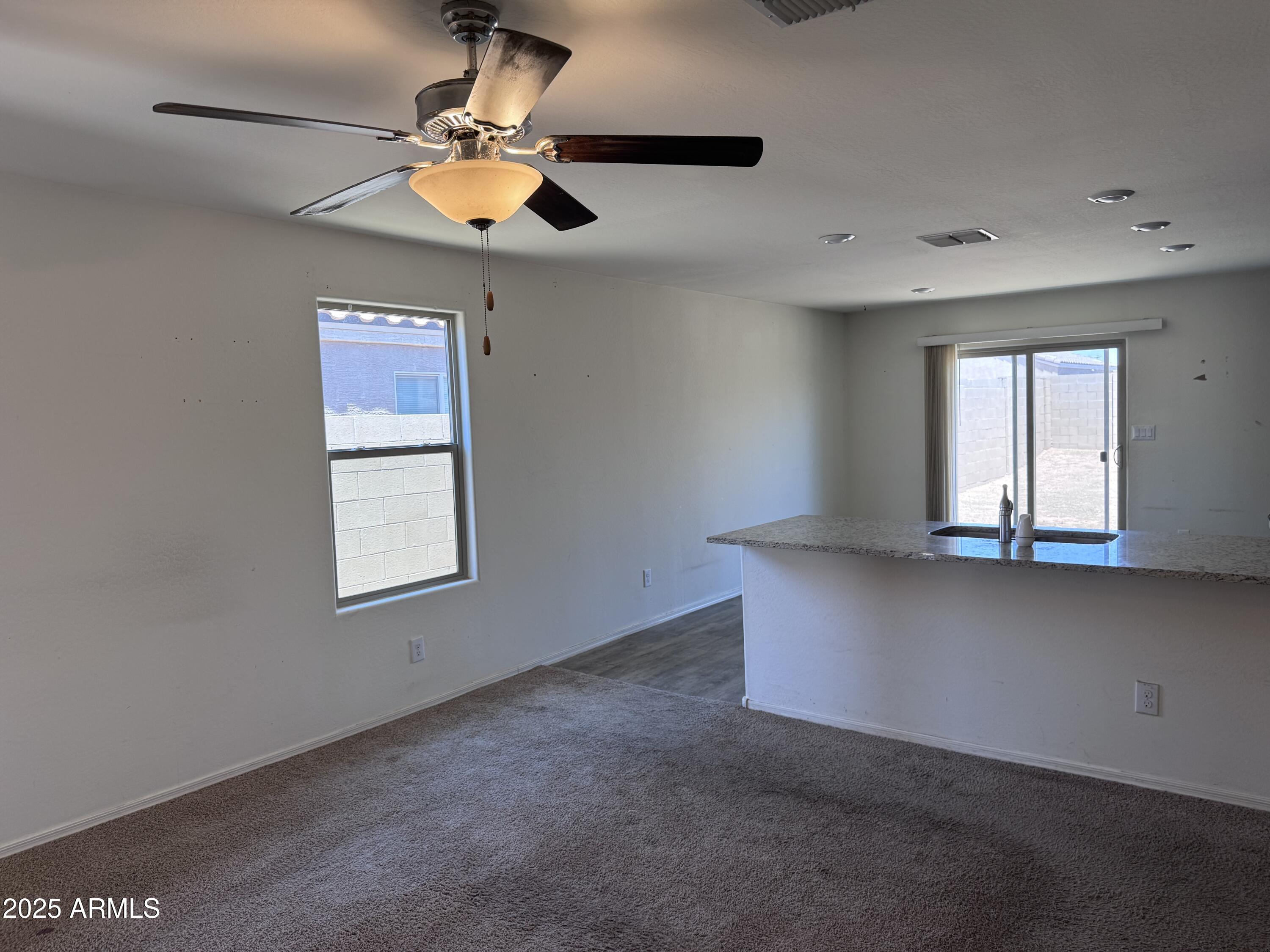 13142 Aster Lane Florence, AZ 85132 - Photo 2 of 12 IMG_6196