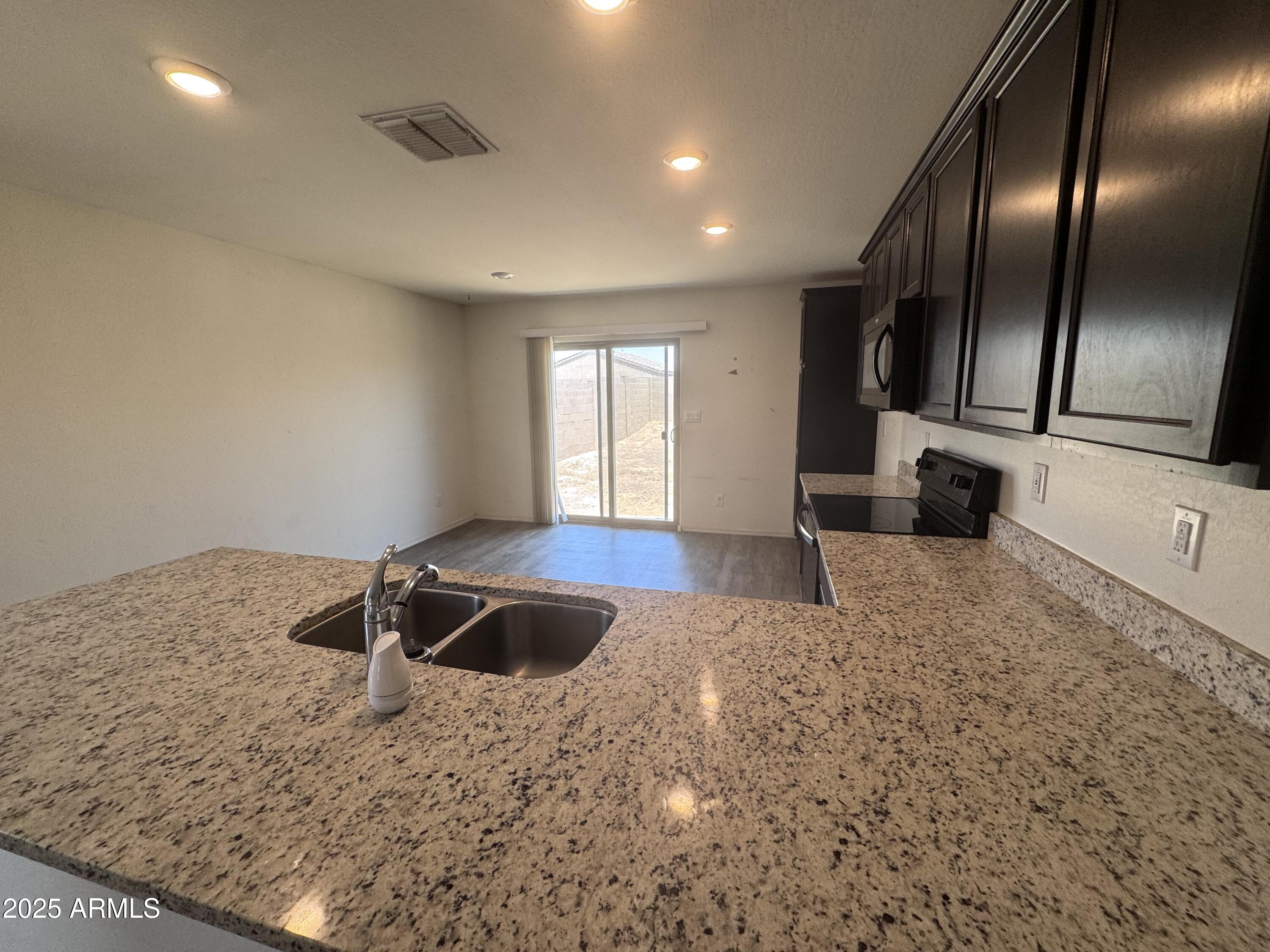 13142 Aster Lane Florence, AZ 85132 - Photo 5 of 12 IMG_6194