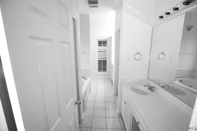 $329,900 | 1335 Springlake Drive, Baton Rouge, LA 70810