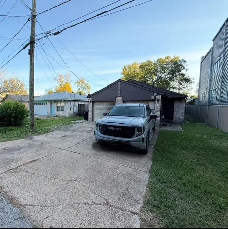 $225,000 | 11931 6th Street, Houston, TX 77072