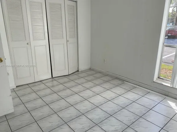 $1,750 | 10764 North Kendall Drive, Unit I1, Miami, FL 33176