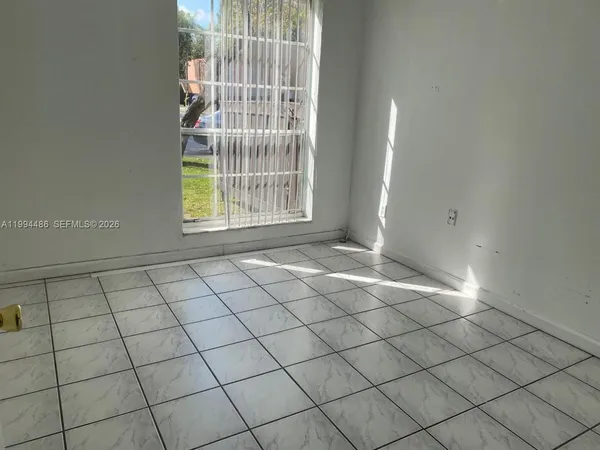 $1,750 | 10764 North Kendall Drive, Unit I1, Miami, FL 33176