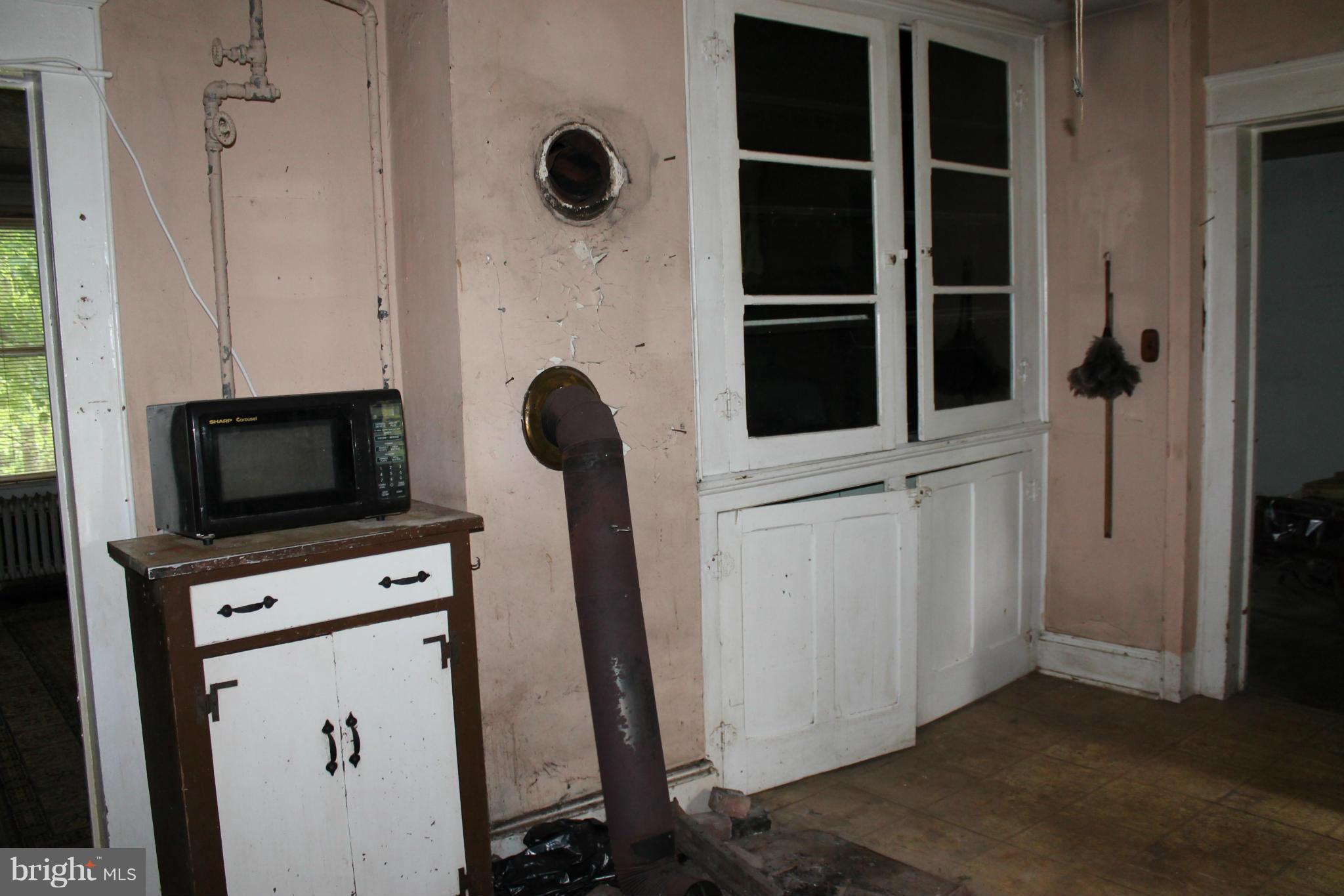 401 Henry Clay Street Harpers Ferry, WV 25425 - Photo 19 of 30 Kitchen