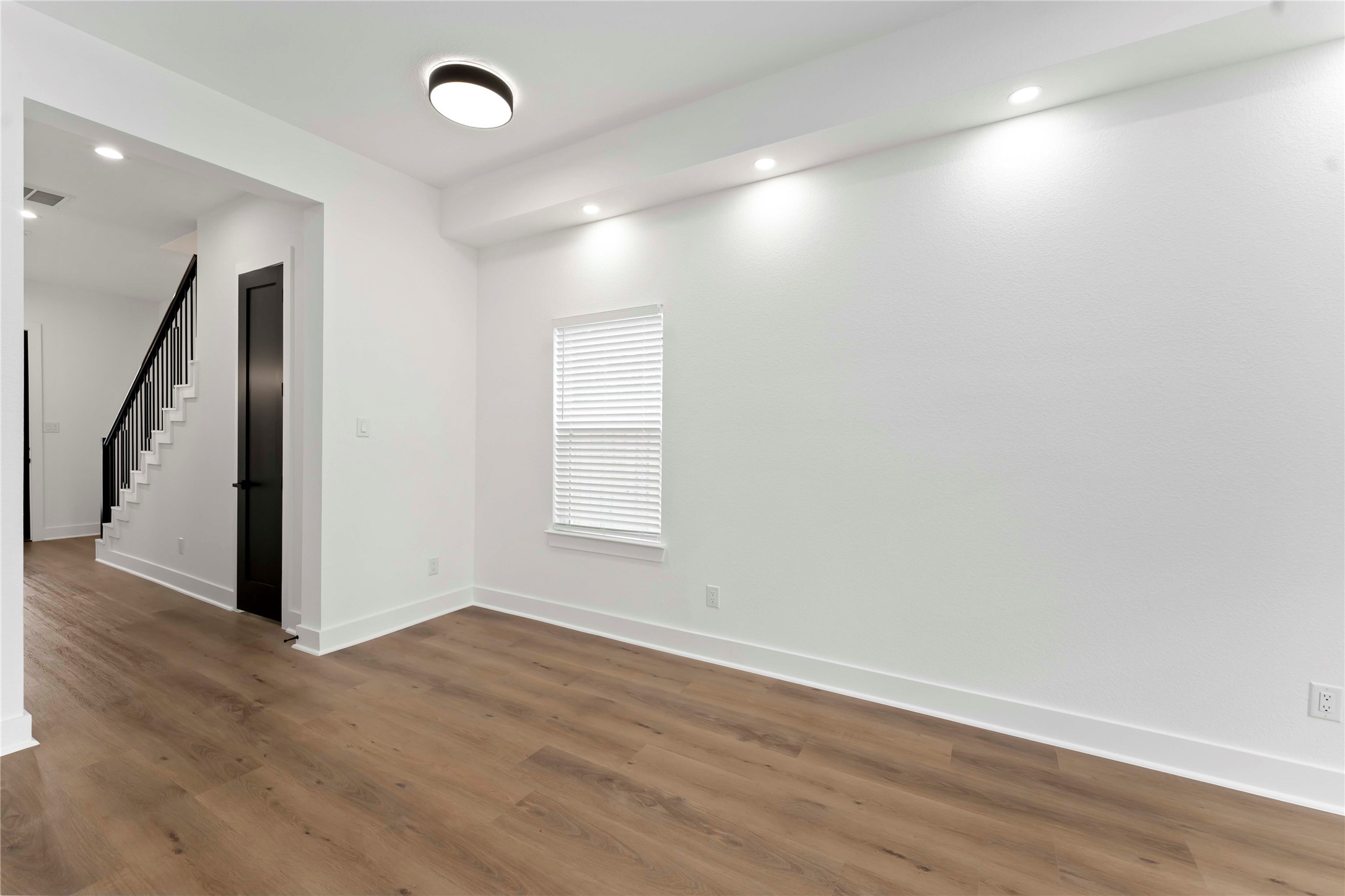 8501 Safeguard Street, Unit B Houston, TX 77051 - Photo 14 of 30