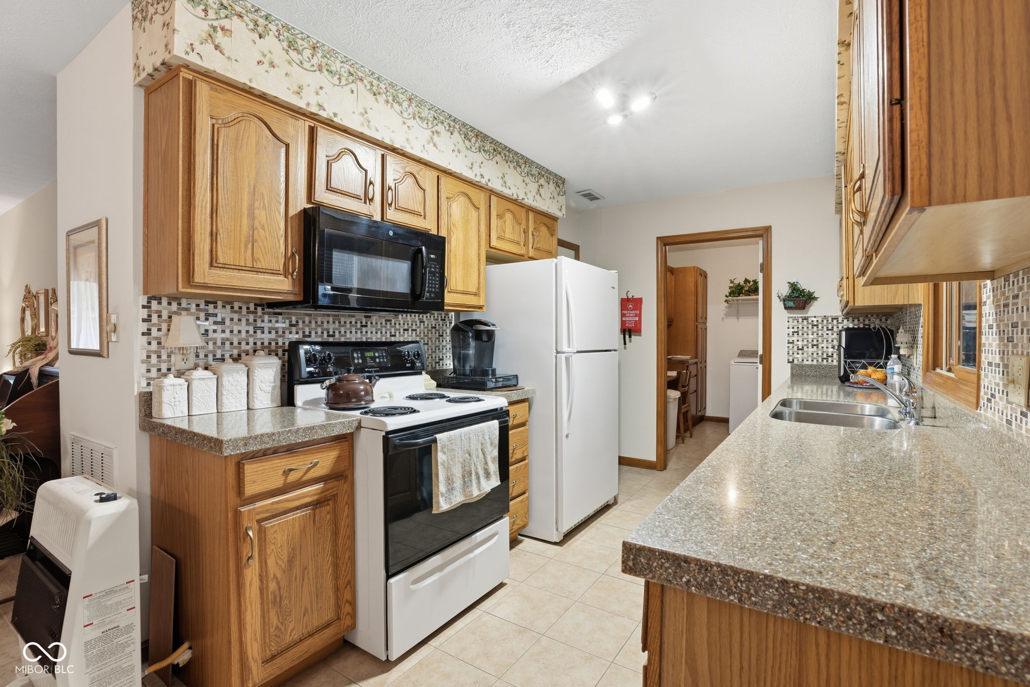 4126 Forest Terrace Court Anderson, IN 46013 - Photo 10 of 34