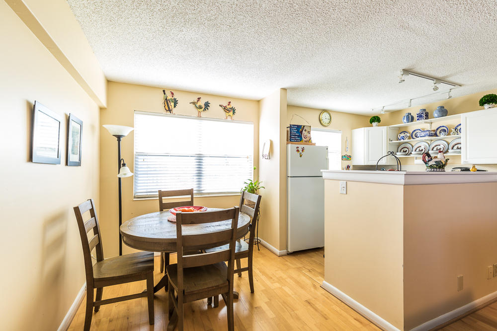 38 Brighton East, Unit A Boca Raton, FL 33434 - Photo 6 of 15 Dining room