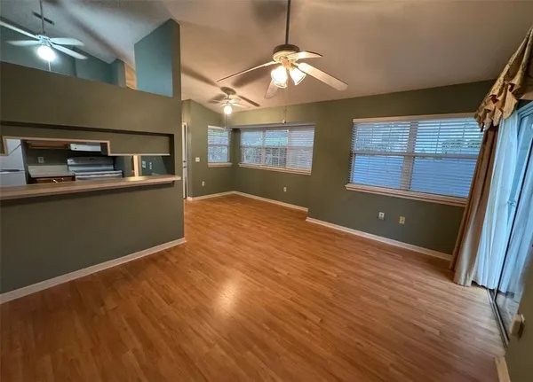 $1,400 | 10311 Northwest 33rd Lane, Gainesville, FL 32606