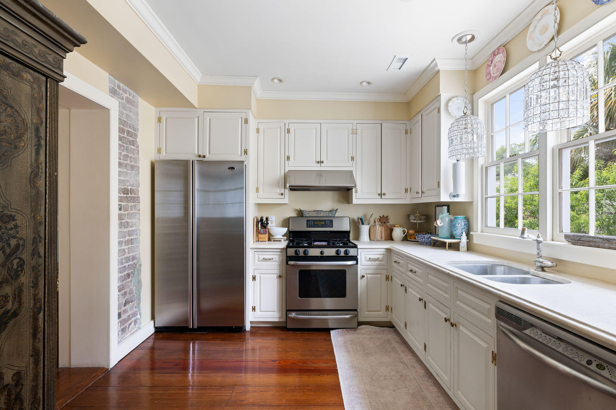 38 Tradd Street, Unit 1/2 Charleston, SC 29401 - Photo 7 of 18 38 Tradd