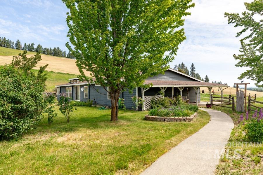 1738 Genesee Troy Road Moscow, ID 83843 - Photo 1 of 1 Gallery Image 1