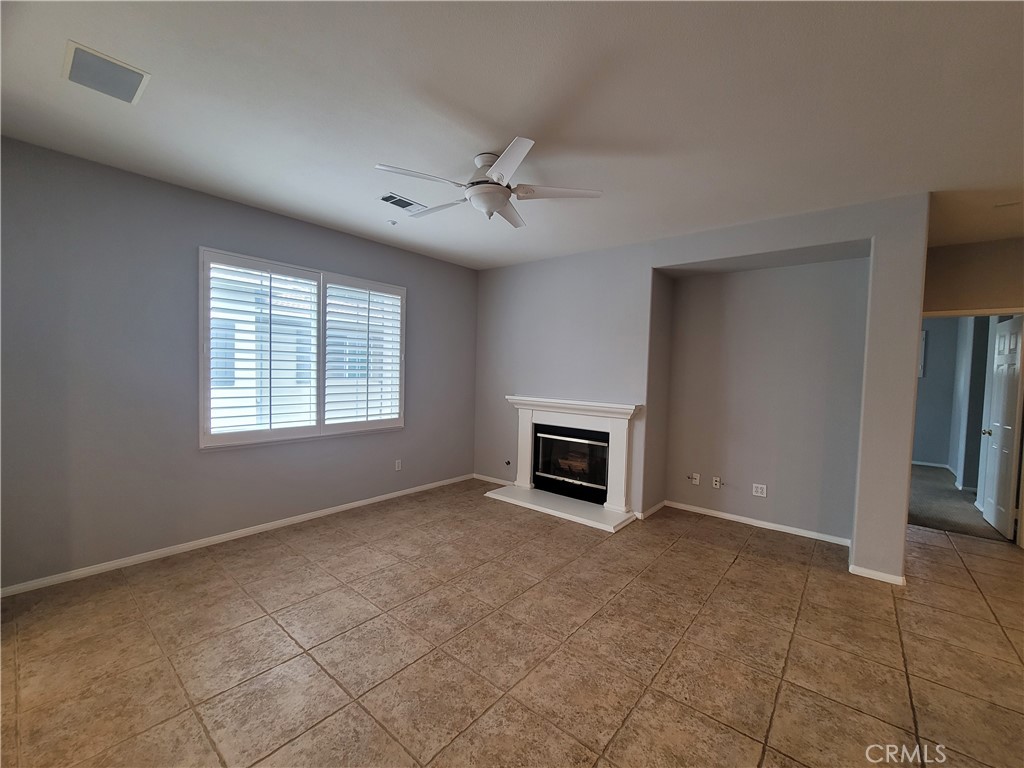 74 Rosenblum, Unit 108 Irvine, CA 92602 - Photo 7 of 33